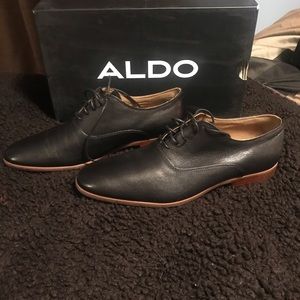 ALDO LEATHER LACE-UP OXFORD